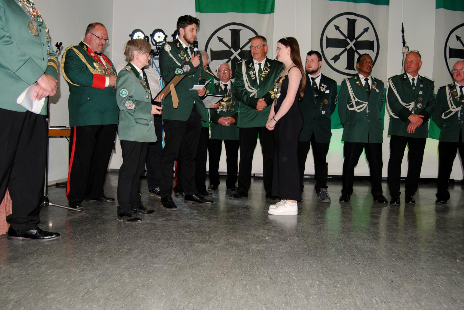 Jugenverdienstorden in Bronce für Fabienne Hermanns