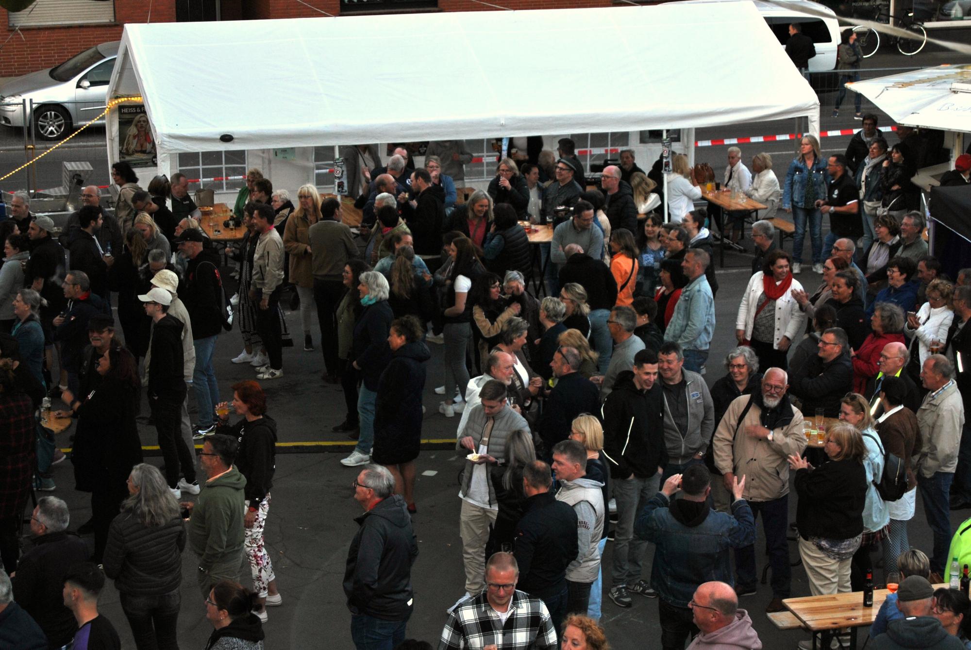 Es werden noch viel mehr Gäste 03